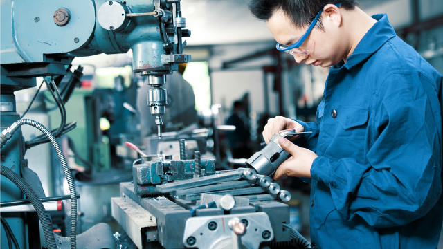Failure Analysis of Metallic Materials